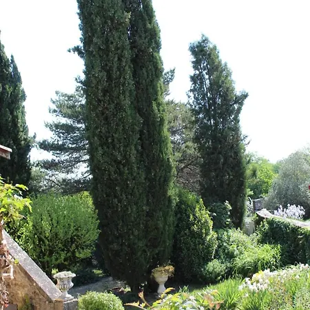 Feriehus De Caractere Piscine, Pierres & Authenticite Martiel