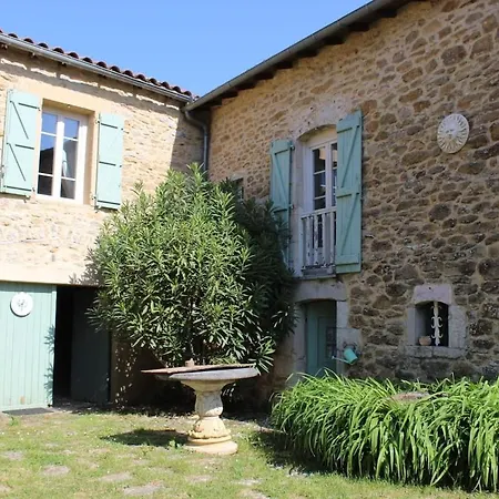 Feriehus De Caractere Piscine, Pierres & Authenticite